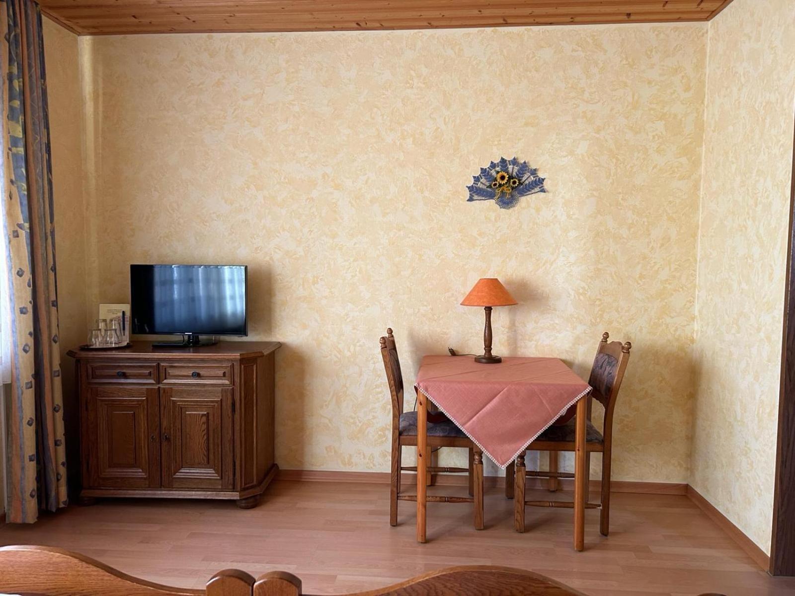 Gaestehaus Herzog Ульдінген-Мюльгофен Екстер'єр фото