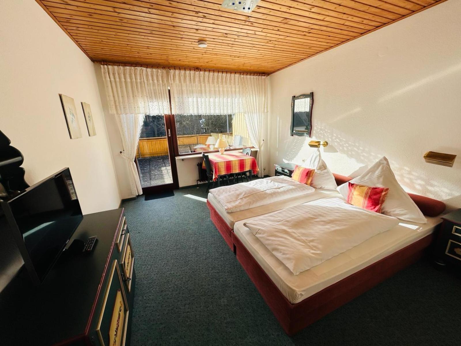 Gaestehaus Herzog Ульдінген-Мюльгофен Екстер'єр фото