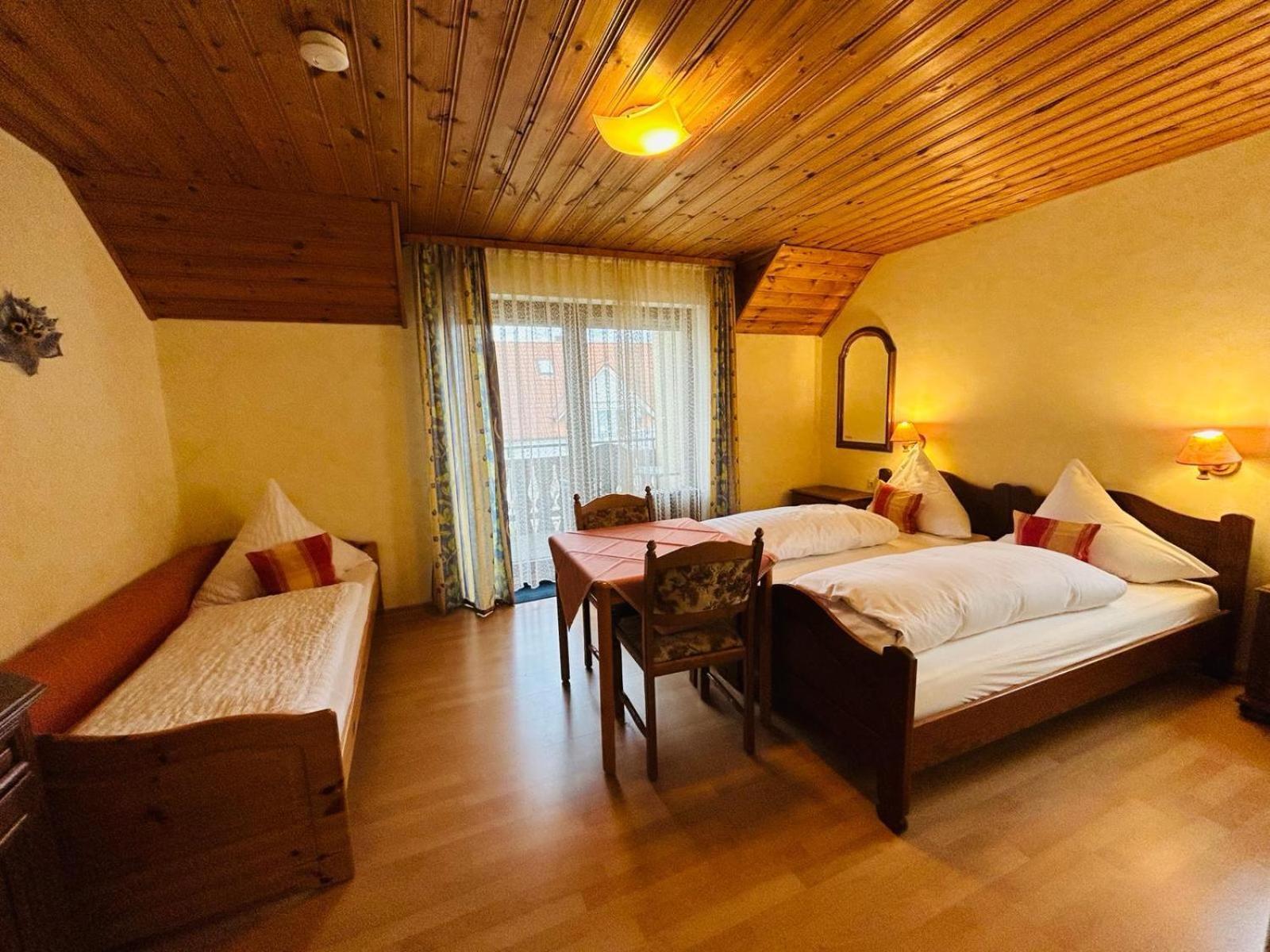 Gaestehaus Herzog Ульдінген-Мюльгофен Екстер'єр фото